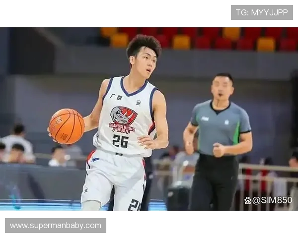 庞峥麟闪耀赛场当选CBA常规赛第五轮本土MVP引热议篮球表现巅峰