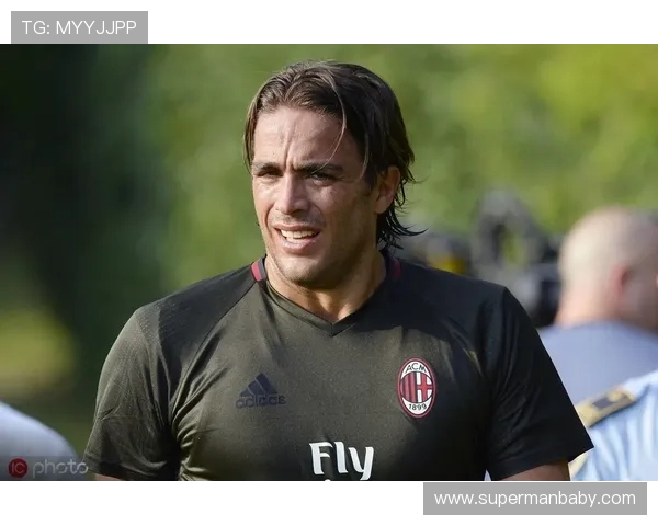 安德烈路易斯离开申花自由身加盟巴甲米拉索尔签约一年新赛季征战